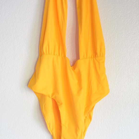 We Wore What Snake Chain Necklace One Piece - Picture 12 of 15